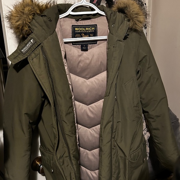 Woolrich - Picture 1 of 2